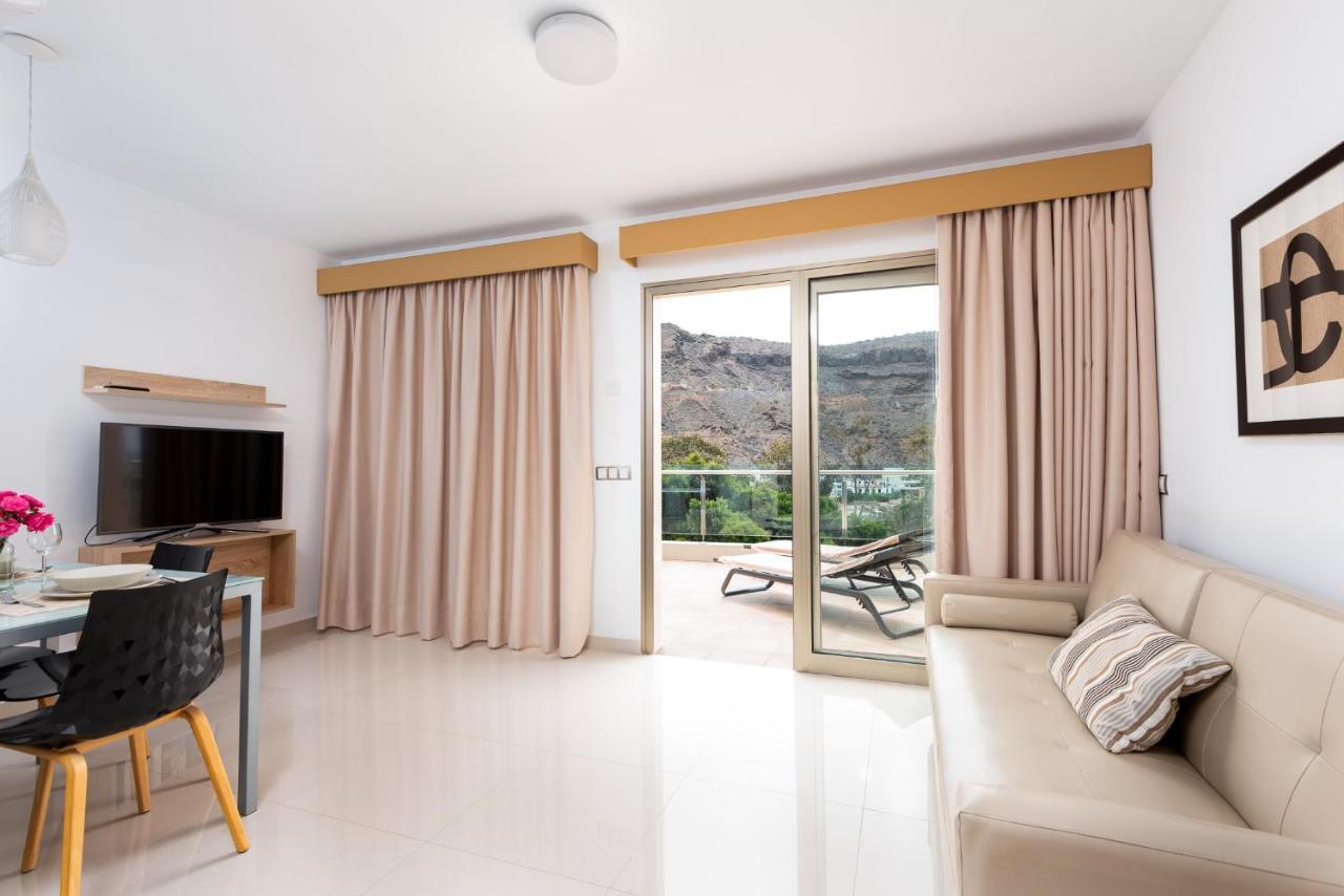 Apartamentos Las Palmeras 莫甘海滩 外观 照片