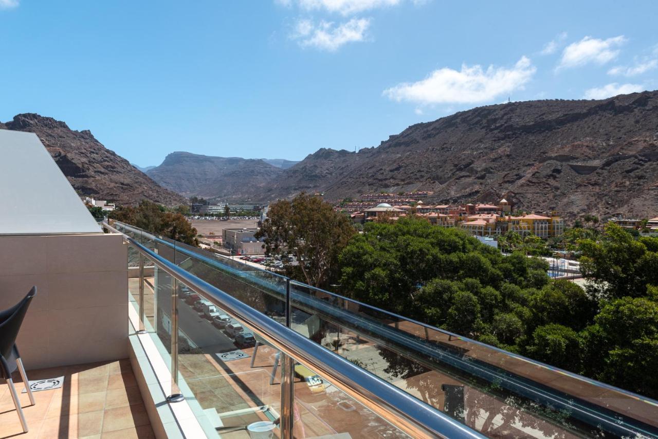 Apartamentos Las Palmeras 莫甘海滩 外观 照片