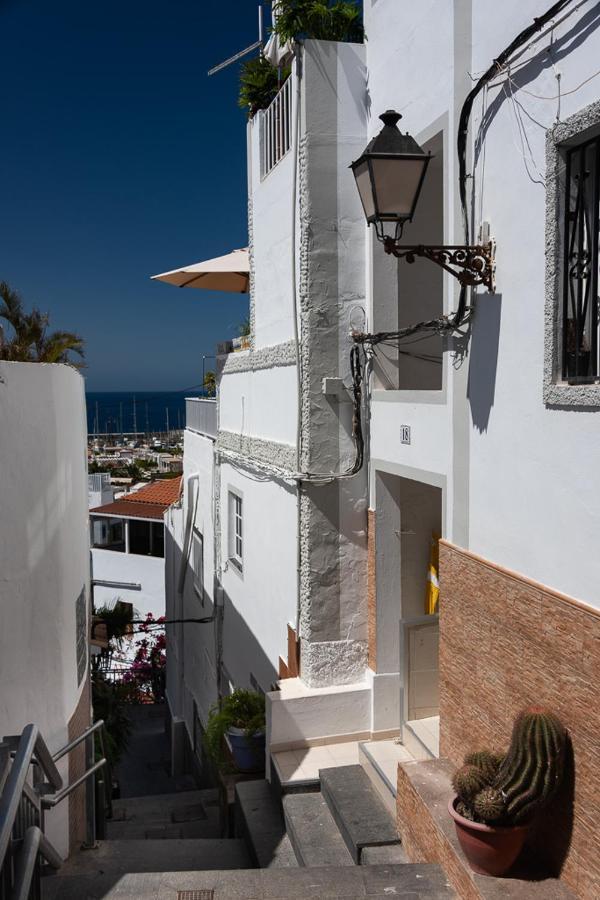 Apartamentos Las Palmeras 莫甘海滩 外观 照片