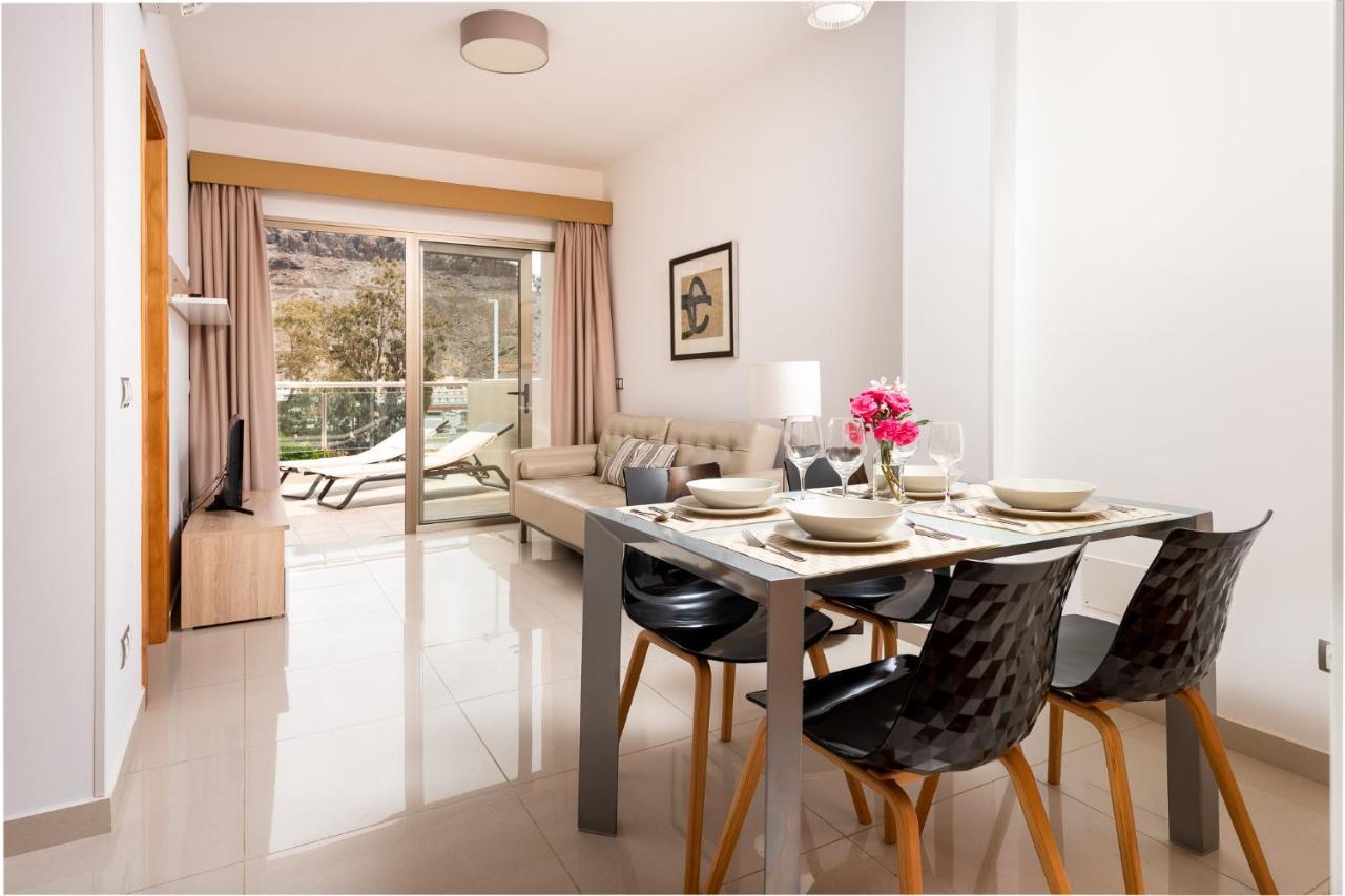 Apartamentos Las Palmeras 莫甘海滩 外观 照片