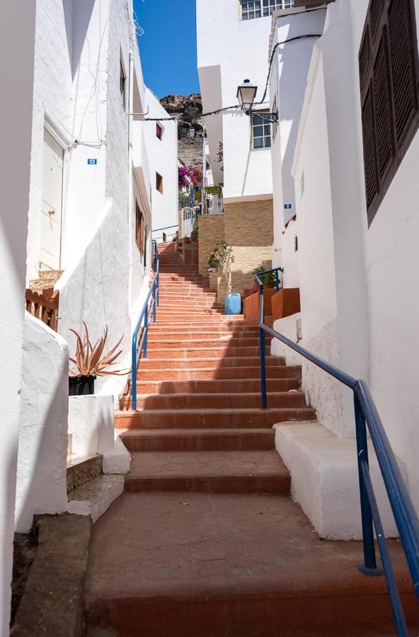 Apartamentos Las Palmeras 莫甘海滩 外观 照片